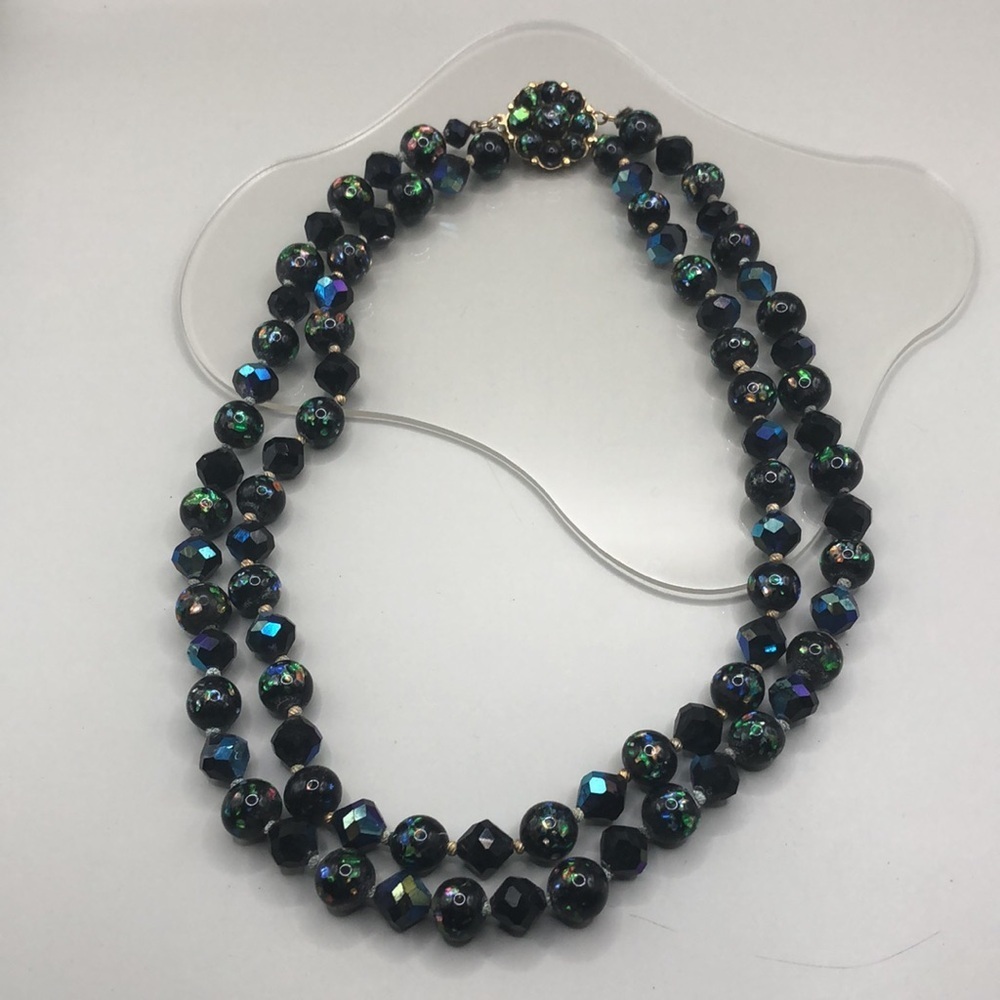 Vintage Crown Trifari Peacock Confetti Glass Beads Double Strand Glam Necklace